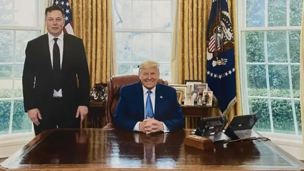 Elon Musk and Donald Trump in the Oval office